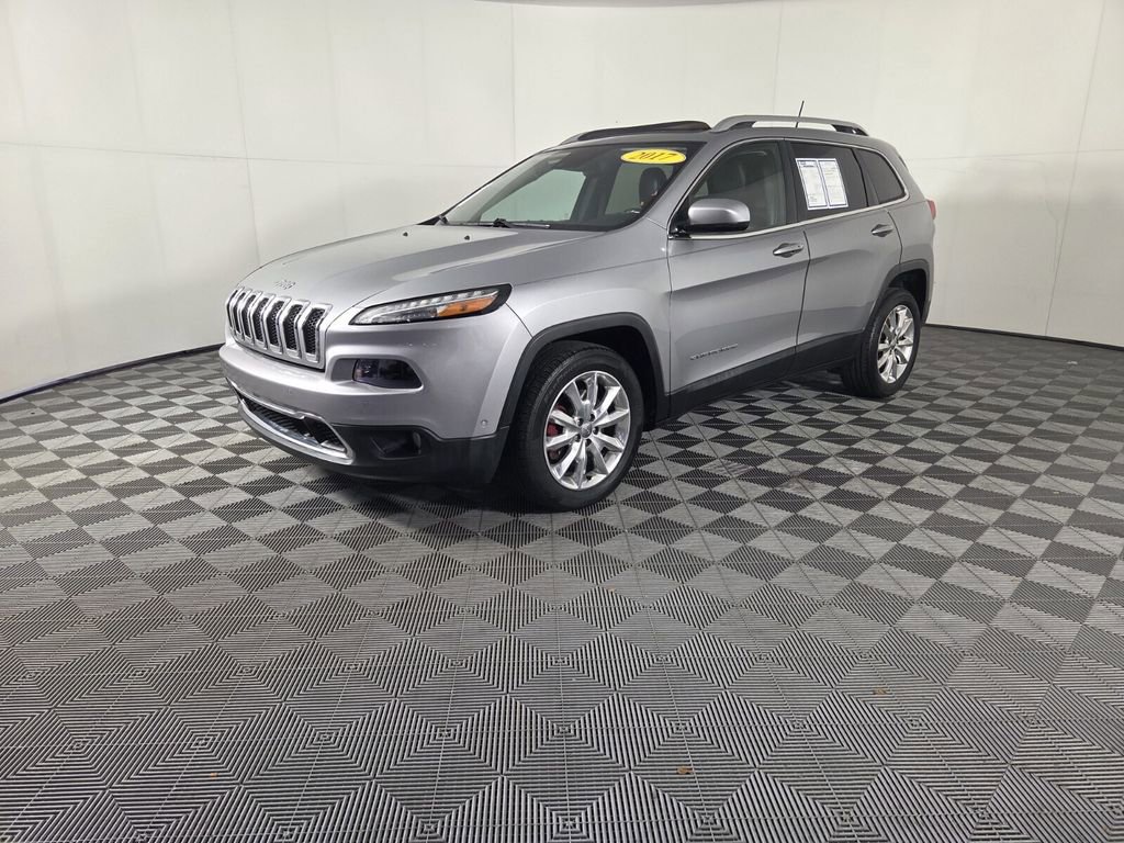 Certified 2017 Jeep Cherokee Limited w/ Technology Group image 4
