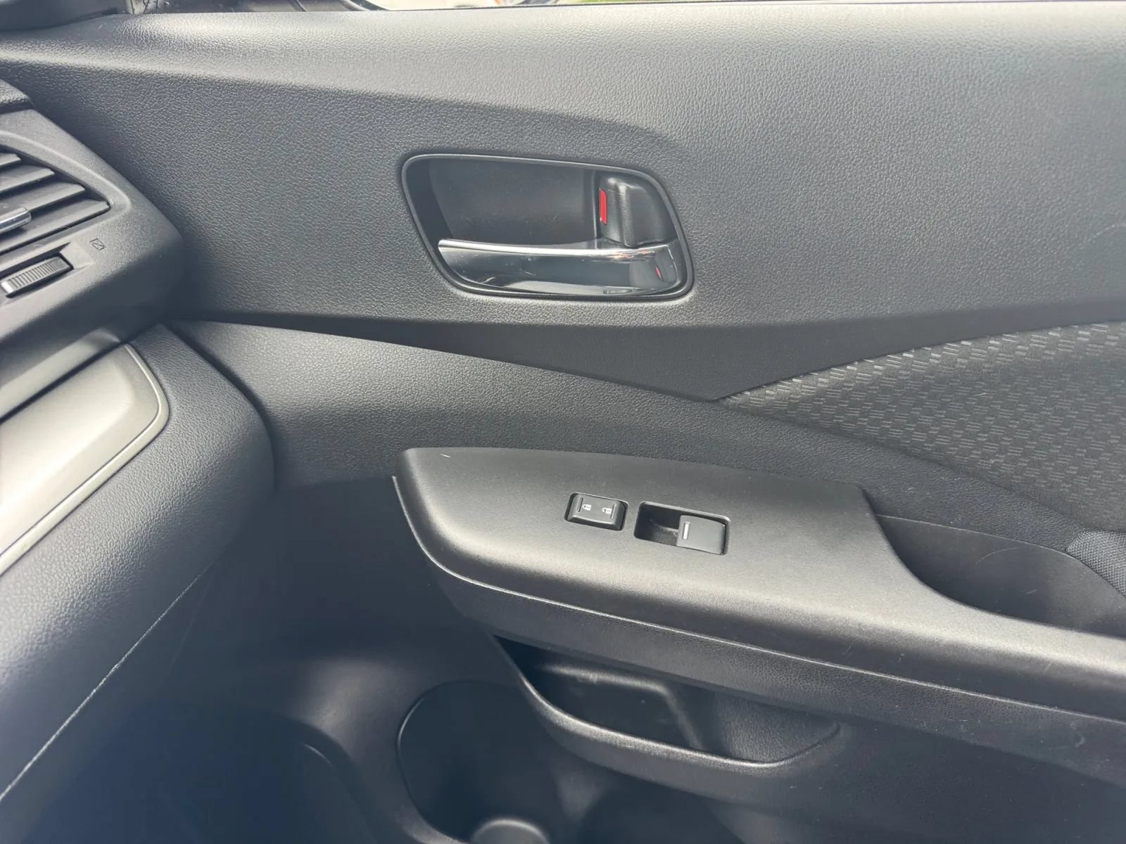 Used 2016 Honda CR-V EX image 17