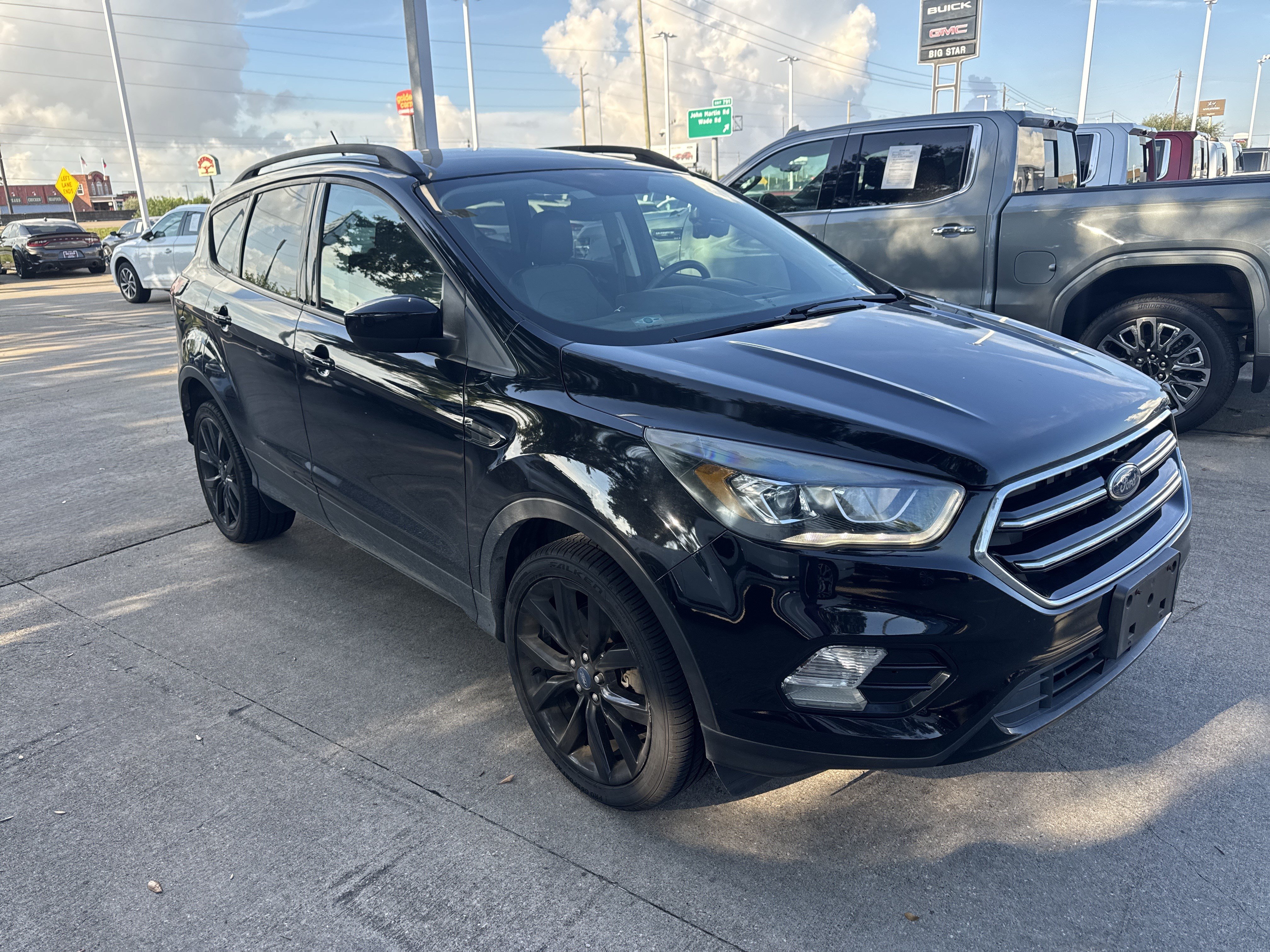 Used 2019 Ford Escape SE AWD/4WD image 14