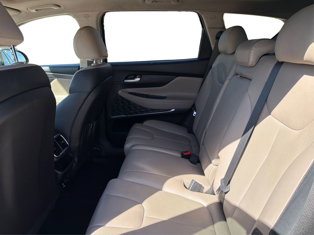 Used 2019 Hyundai Santa Fe FWD image 11