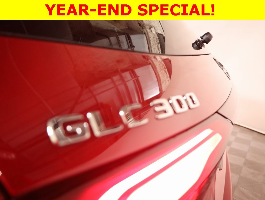 Used 2025 Mercedes-Benz GLC 300 4MATIC image 54