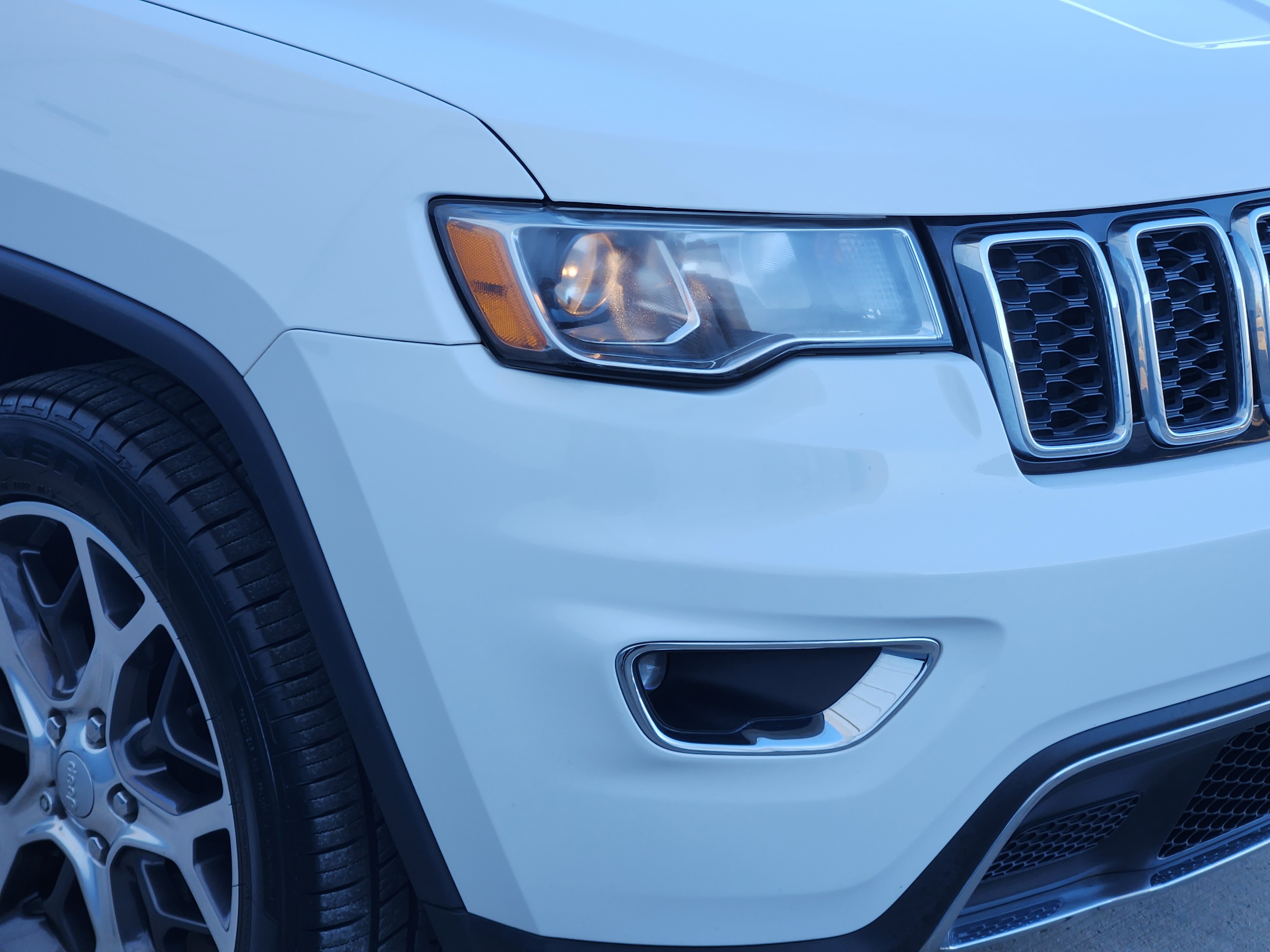 Used 2020 Jeep Grand Cherokee Limited image 7