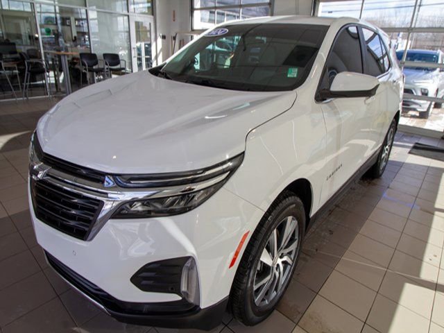 Certified 2024 Chevrolet Equinox LT image 2