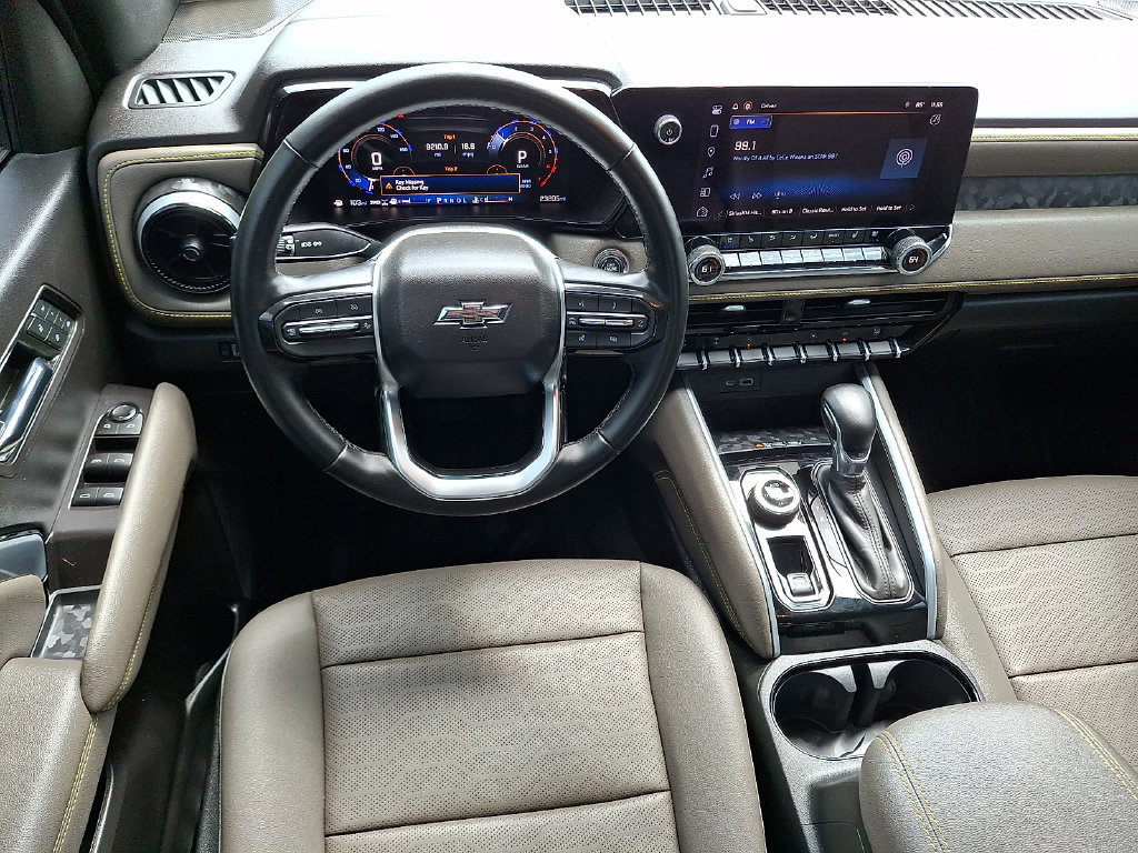 Used 2023 Chevrolet Colorado ZR2 w/ ZR2 Convenience Package III AWD/4WD image 2