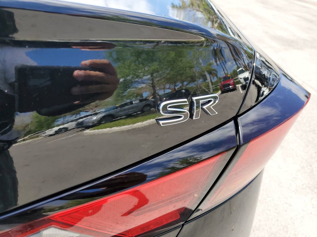 Used 2021 Nissan Altima 2.5 SR w/ SR Premium Package FWD image 5