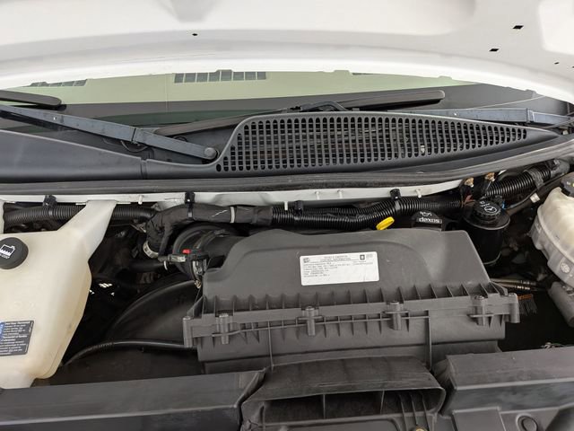 Used 2018 Chevrolet Express 2500 w/ Driver Convenience Package RWD image 21