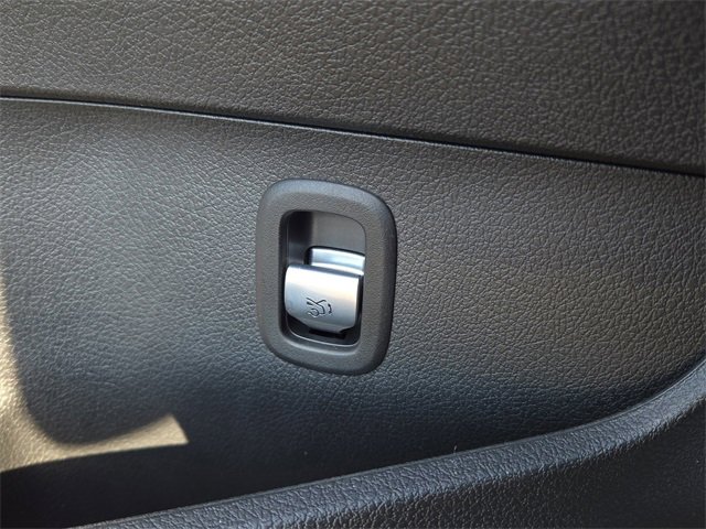 New 2025 Mercedes-Benz C 300 4MATIC Sedan image 22