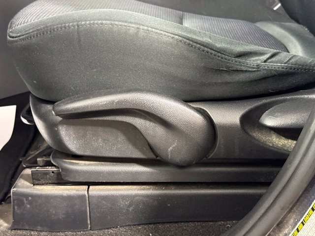 Used 2008 MAZDA MAZDA5 Sport FWD image 14