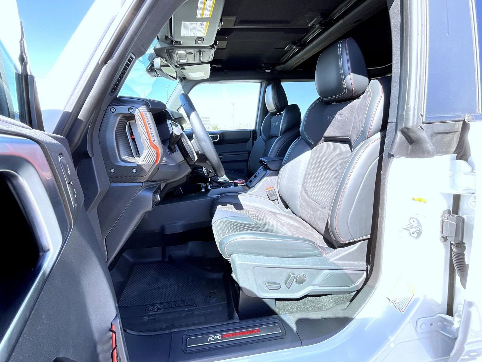Used 2024 Ford Bronco Raptor w/ Interior Carbon Fiber Pack 6 AWD/4WD image 10