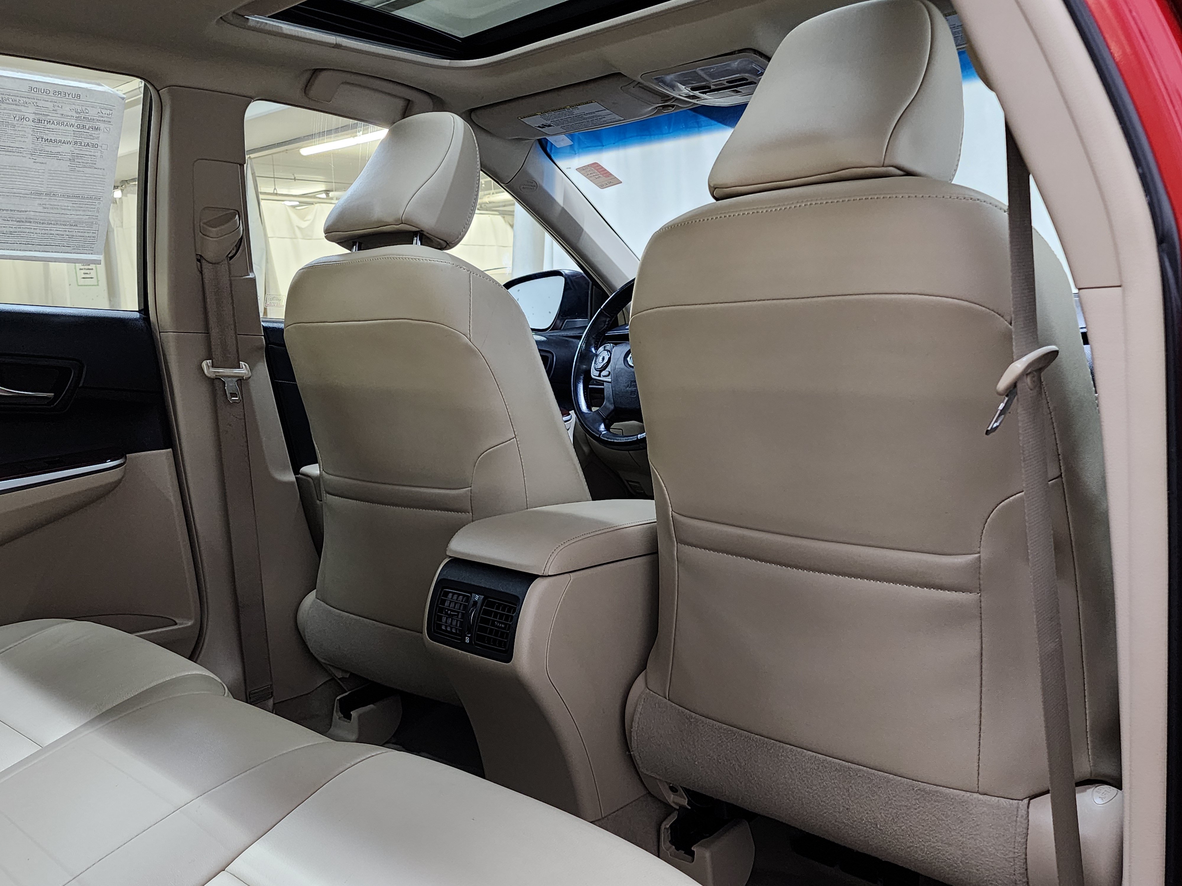 Used 2014 Toyota Camry XLE FWD image 19