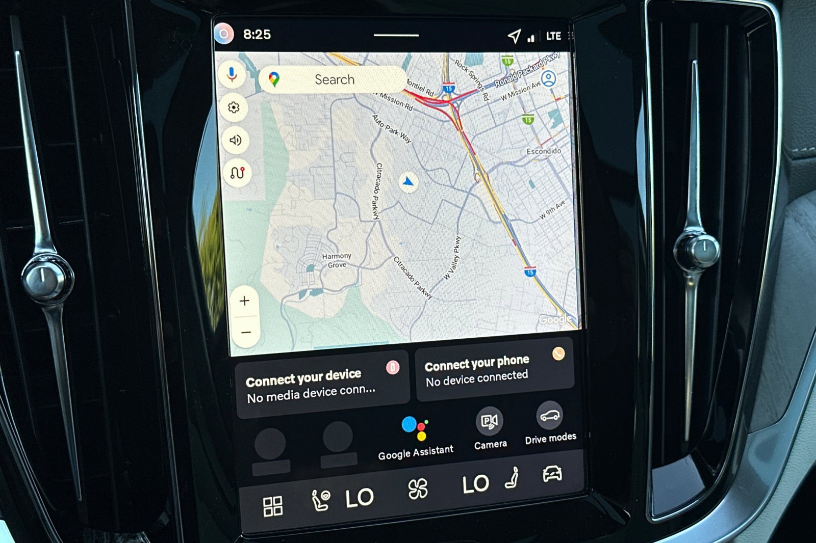 New 2026 Volvo V60 B5 Cross Country Ultra w/ Climate Package image 17