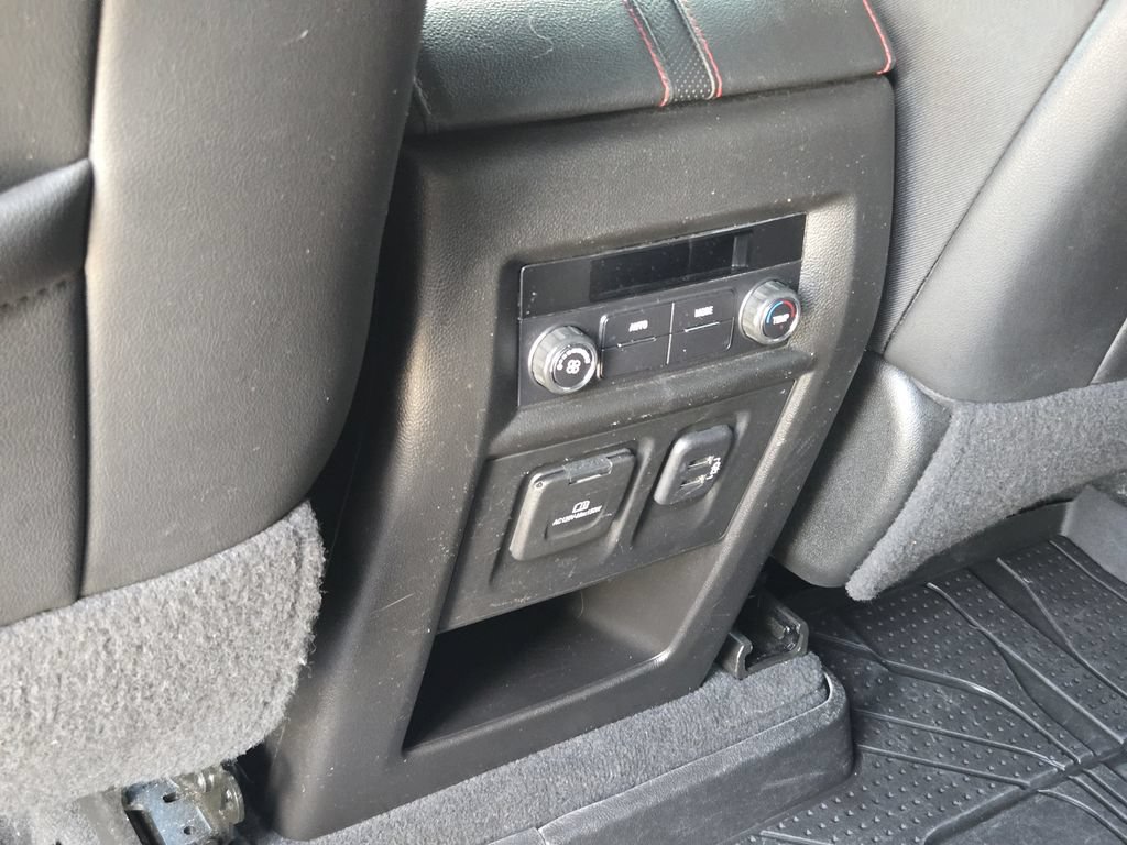 Used 2023 Chevrolet Traverse RS w/ LPO, Floor Liner Package AWD/4WD image 33