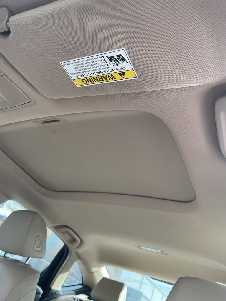 Certified 2025 Acura TLX w/ Technology Package image 12