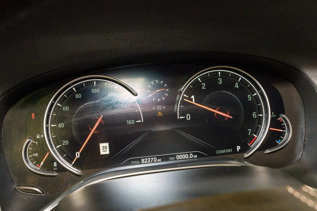 Used 2019 BMW 740i w/ M Sport Package image 19