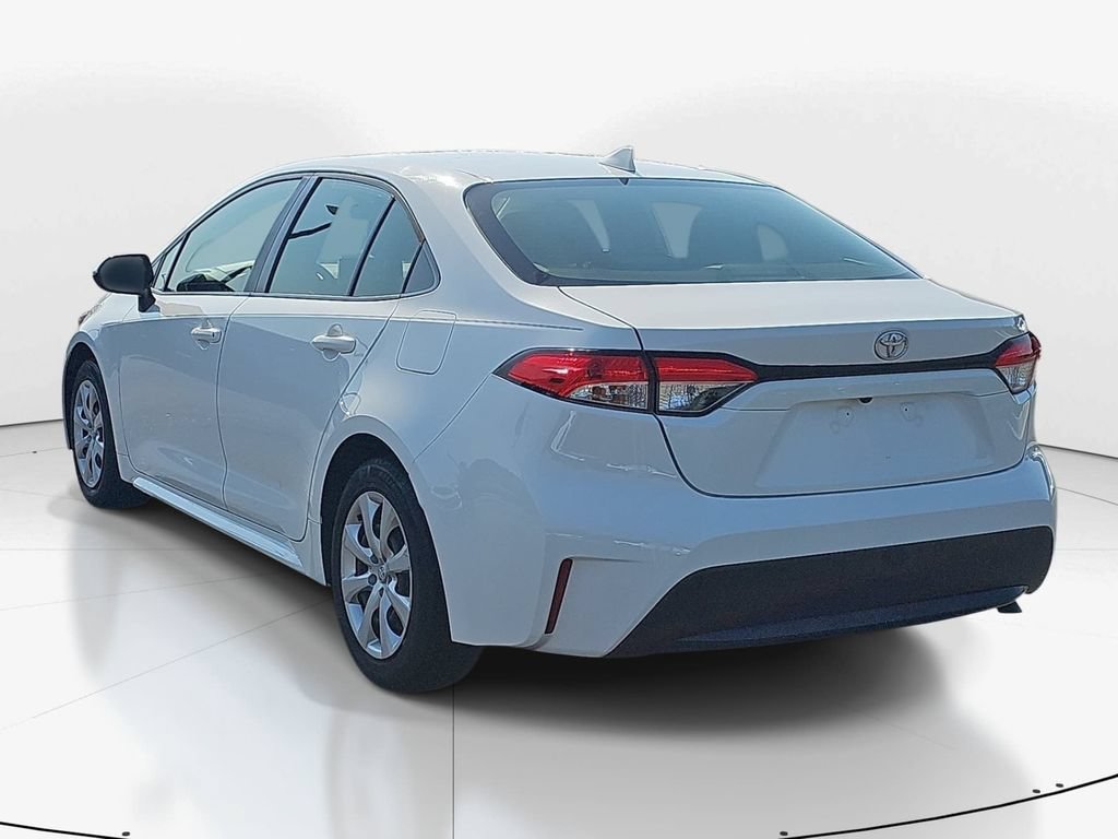 Used 2021 Toyota Corolla LE FWD image 8