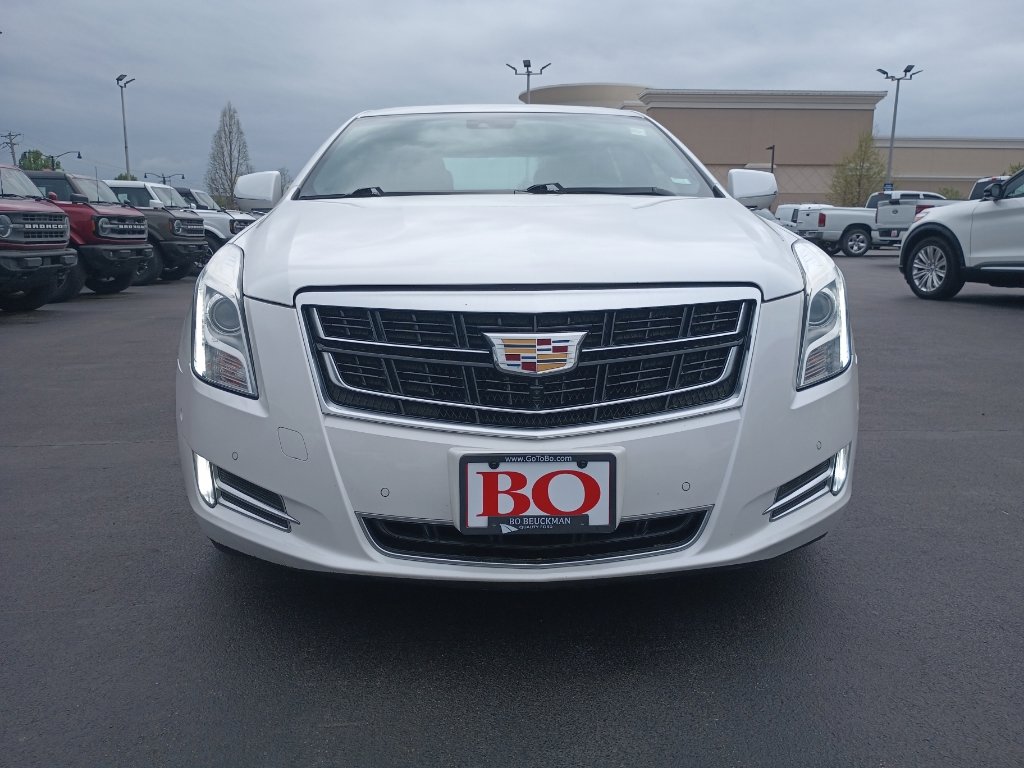 Used 2016 Cadillac XTS Luxury w/ Driver Awareness Package image 2