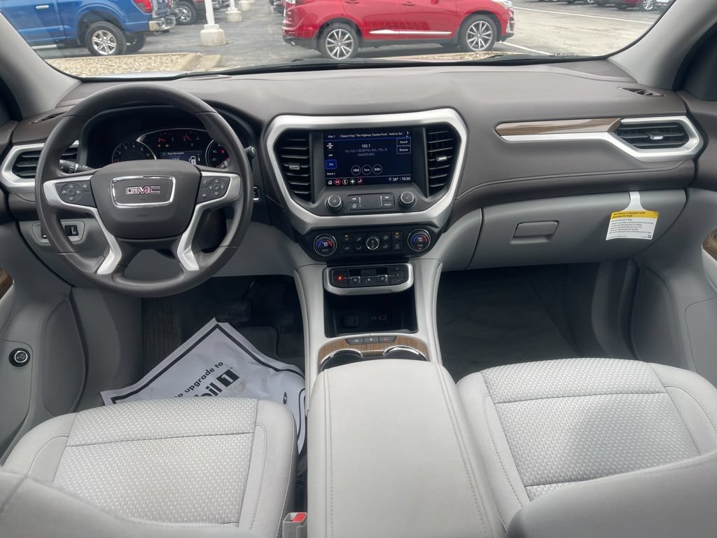 Used 2023 GMC Acadia SLE w/ Driver Convenience Package FWD image 23