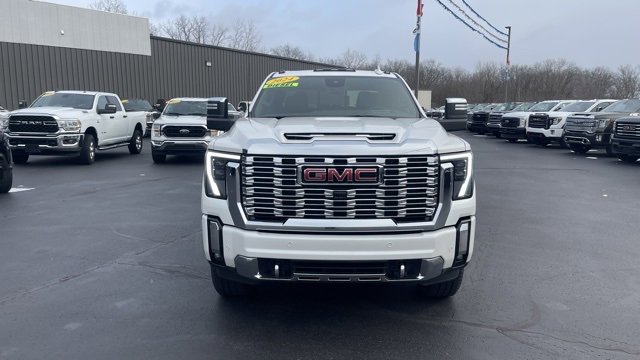 Used 2024 GMC Sierra 2500 Denali w/ Technology Package image 9
