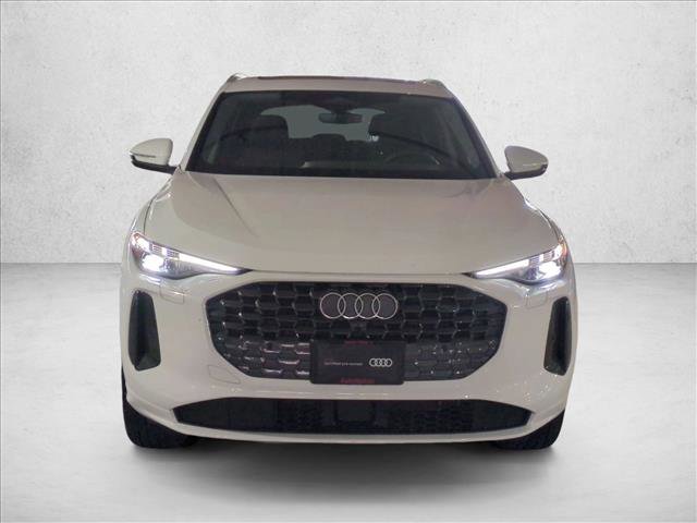 Certified 2025 Audi Q5 Premium Plus w/ Premium Plus image 2