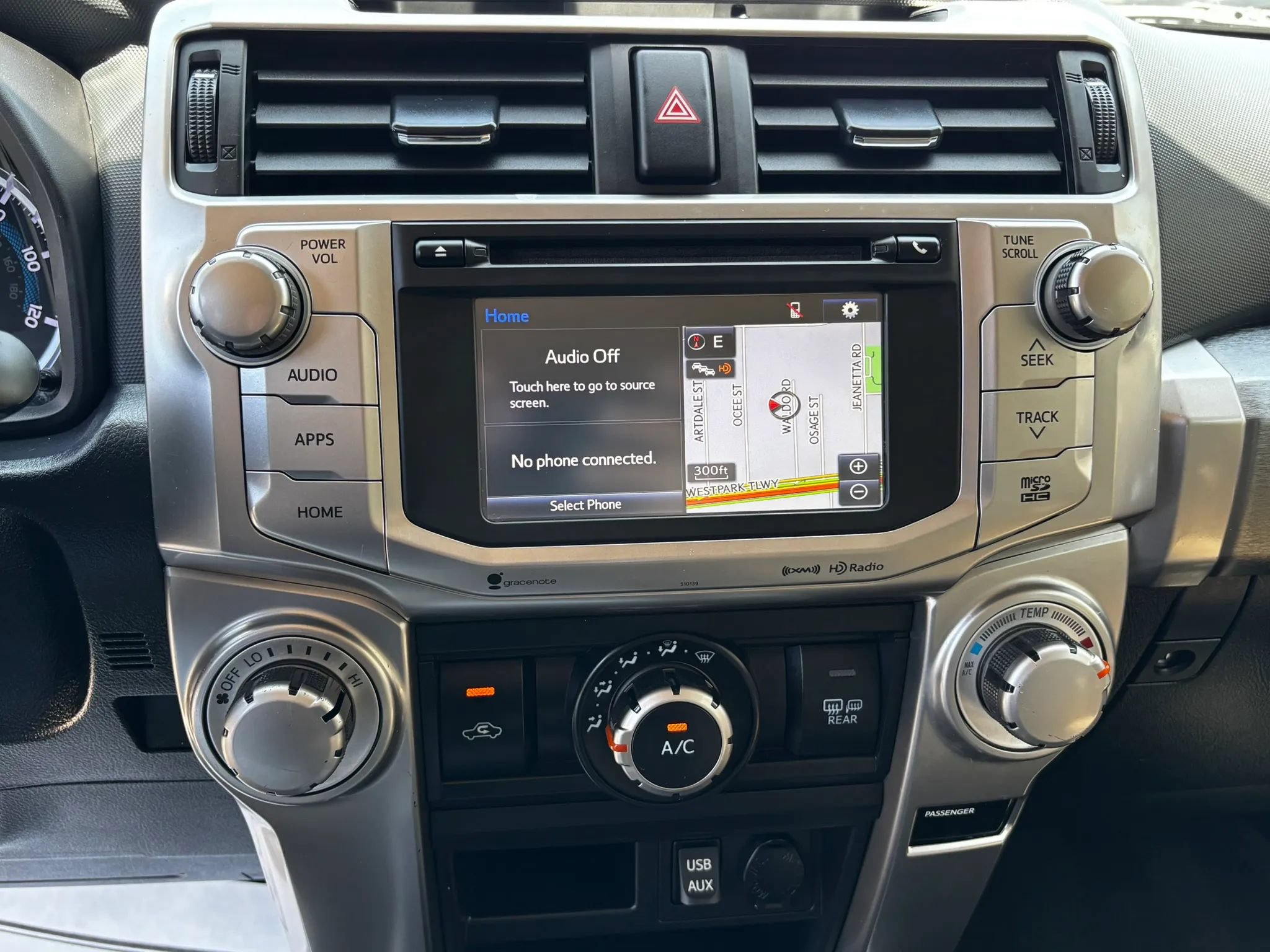 Used 2018 Toyota 4Runner SR5 RWD image 11