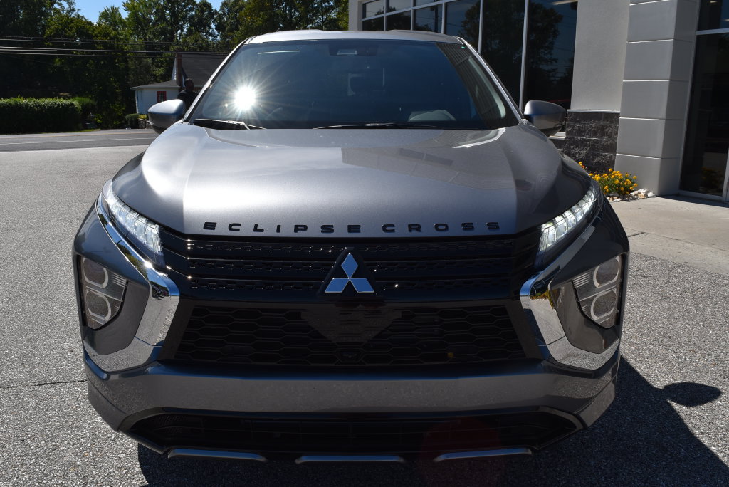 New 2026 Mitsubishi Eclipse Cross SEL AWD/4WD image 3