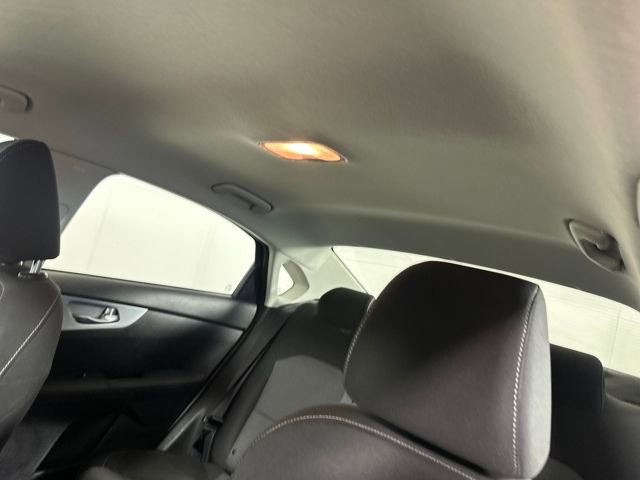 Used 2023 Kia Forte LXS w/ LXS Technology Package image 12