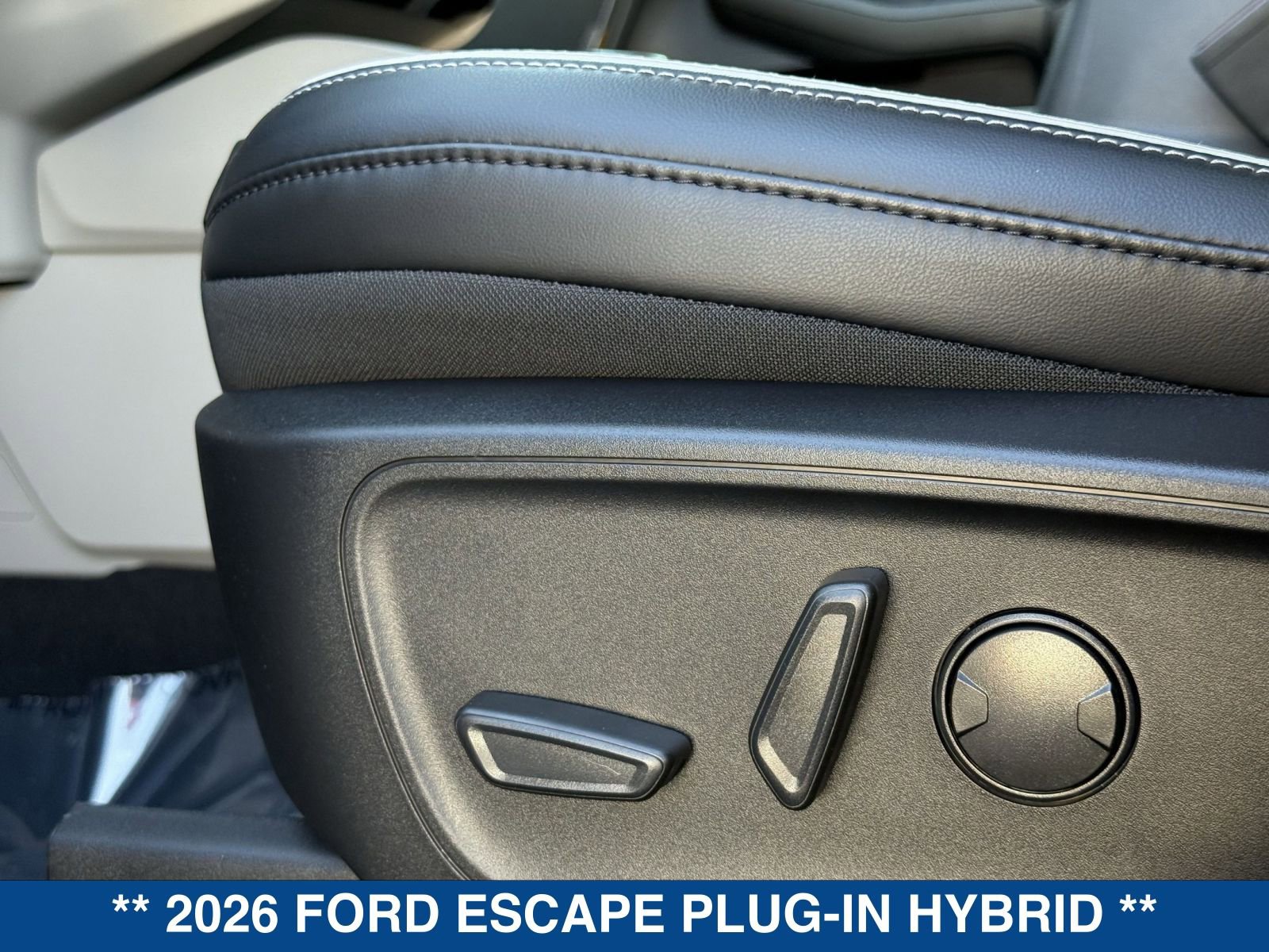 New 2026 Ford Escape SE FWD image 21