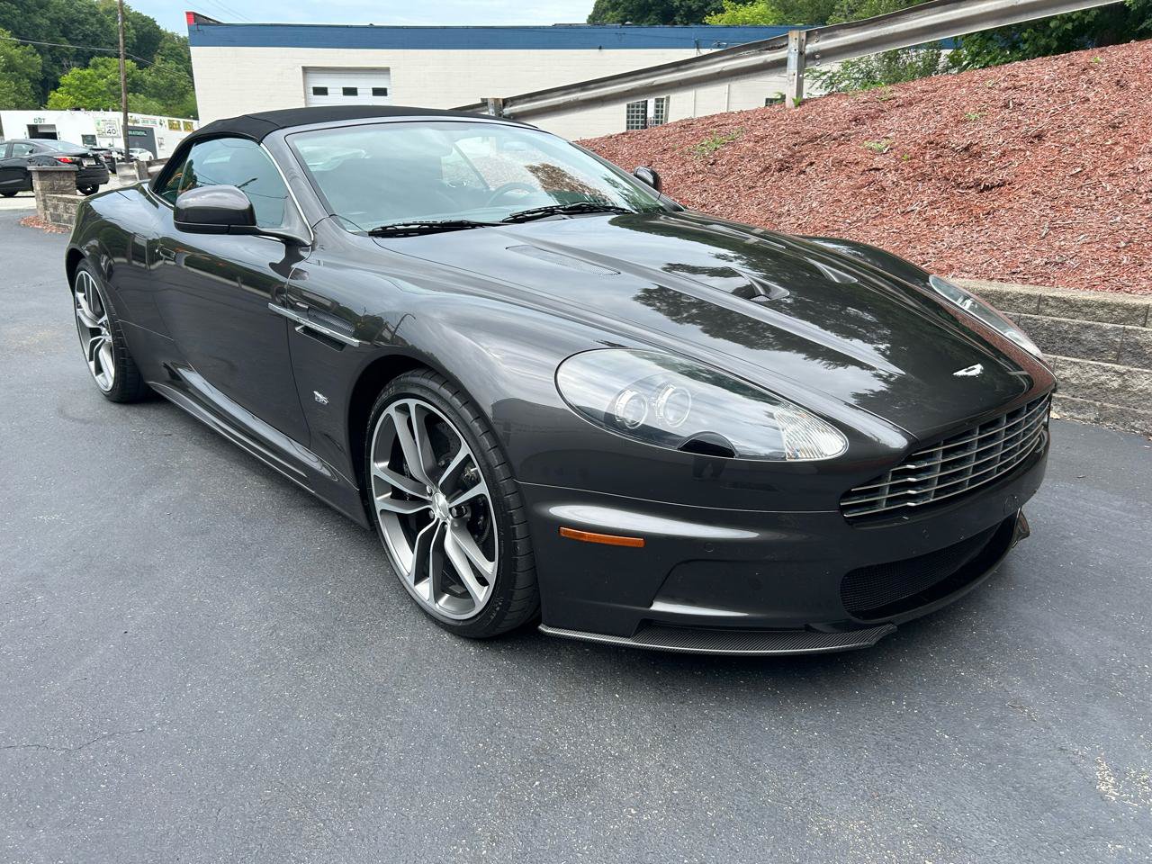 Used 2011 Aston Martin DBS Volante RWD image 11