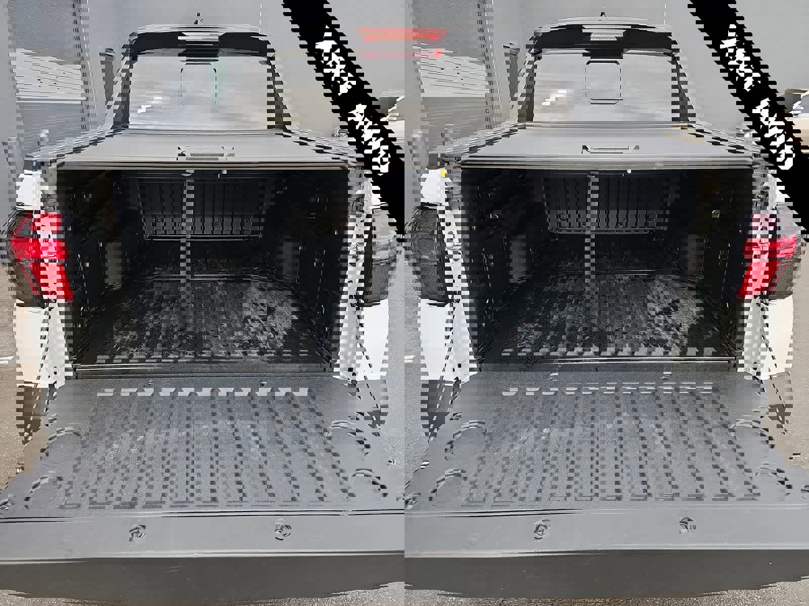 Certified 2025 Hyundai Santa Cruz XRT AWD/4WD image 23