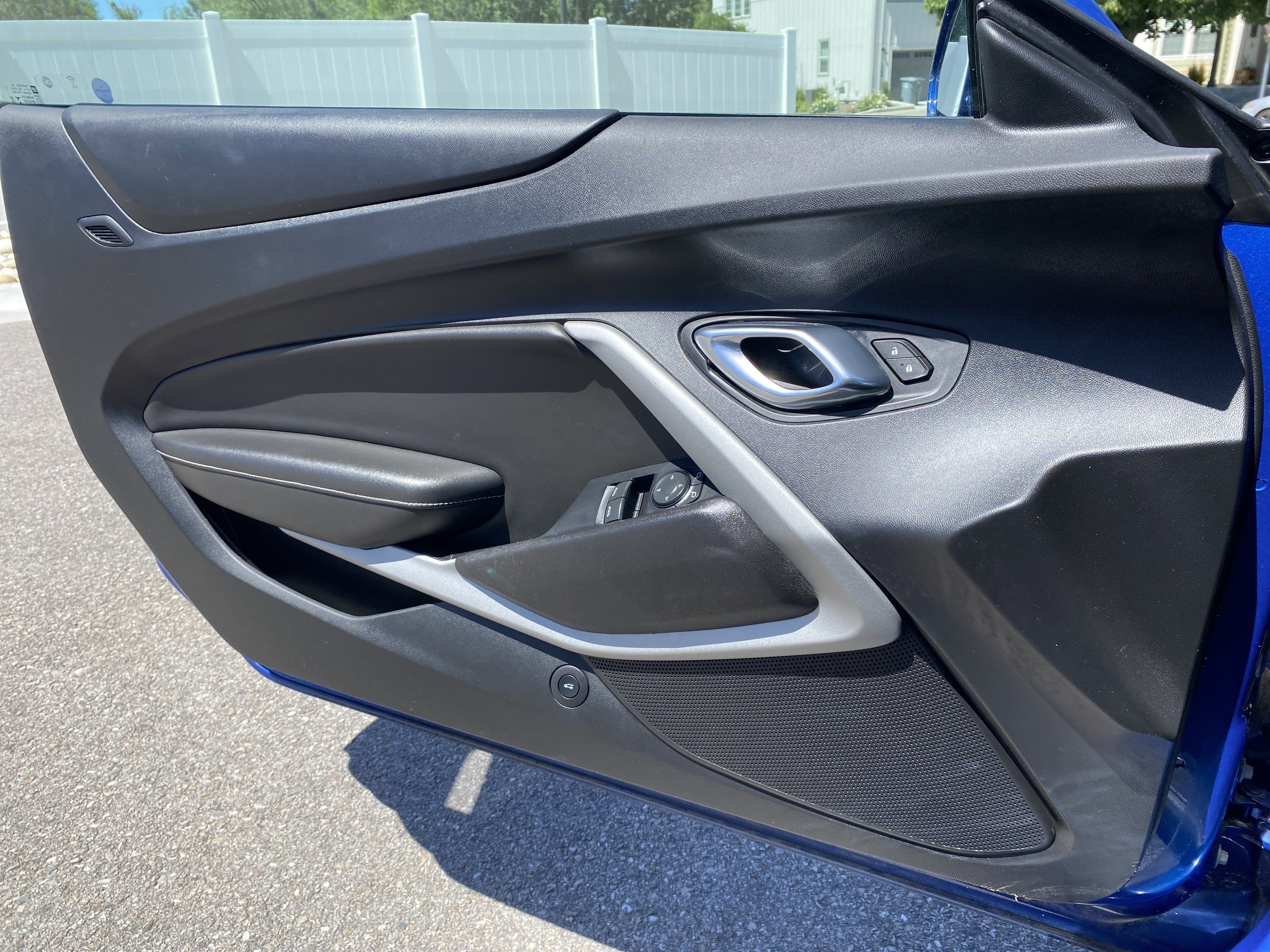 Used 2021 Chevrolet Camaro LT RWD image 18