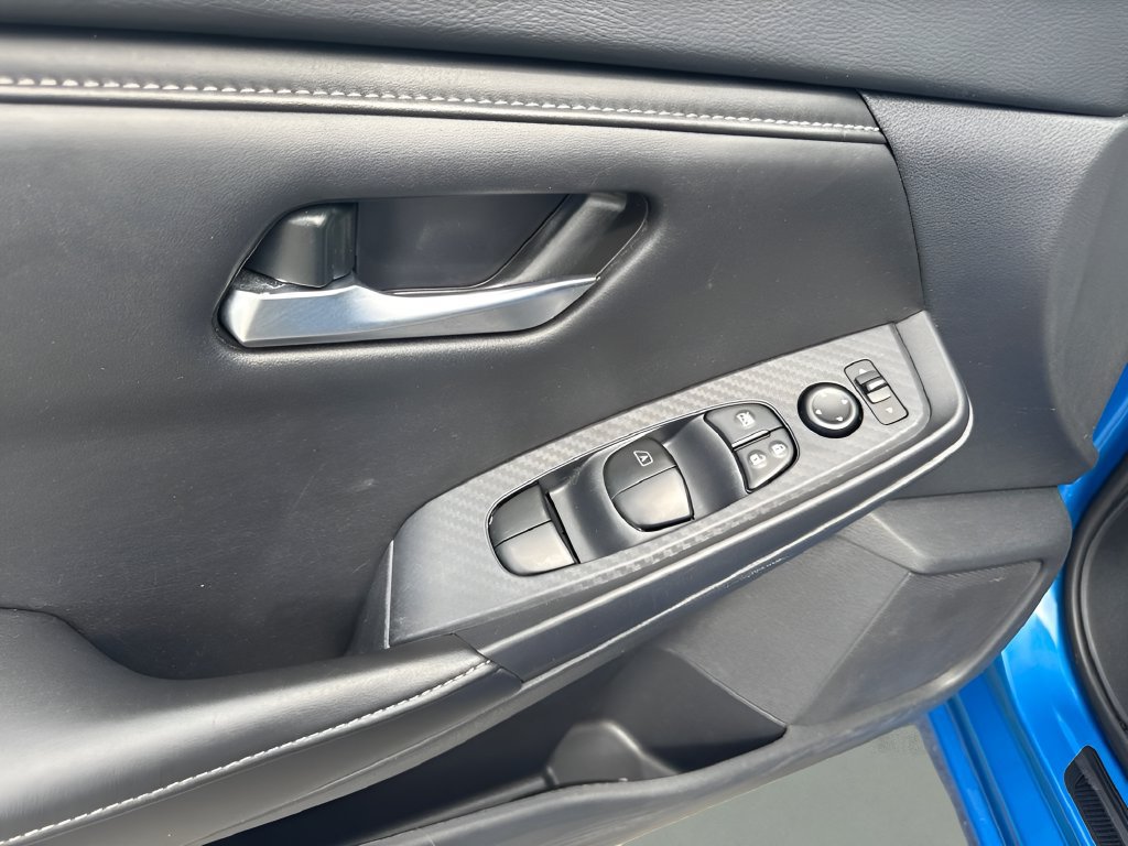 Used 2024 Nissan Sentra SV w/ Lighting Package FWD image 21