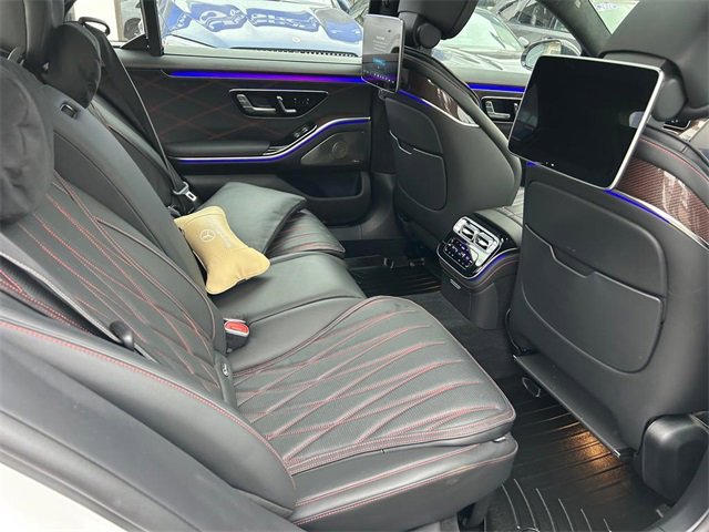 Used 2024 Mercedes-Benz S 63 AMG S image 27