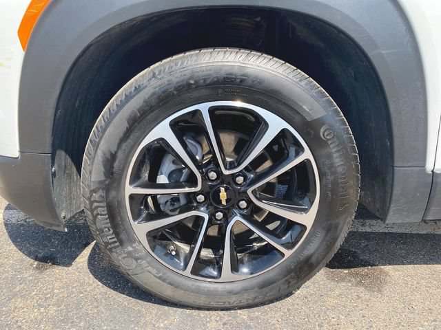 Used 2024 Chevrolet TrailBlazer LT w/ LT Cold Weather Package FWD image 30
