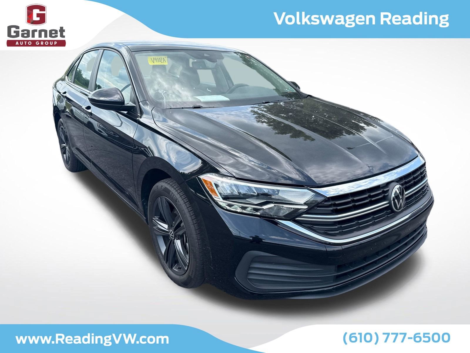 Used 2023 Volkswagen Jetta SE w/ Panoramic Sunroof Package FWD image 8