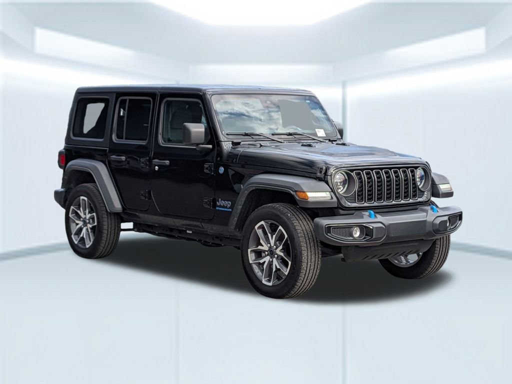 Used 2024 Jeep Wrangler Unlimited w/ Convenience Group AWD/4WD image 8