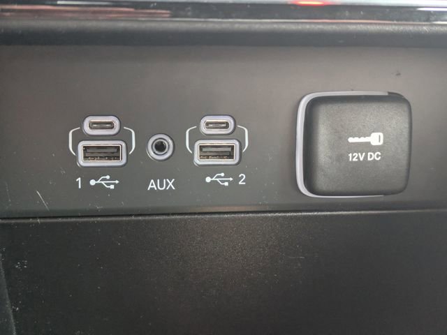 Used 2025 Jeep Grand Cherokee Laredo X image 27