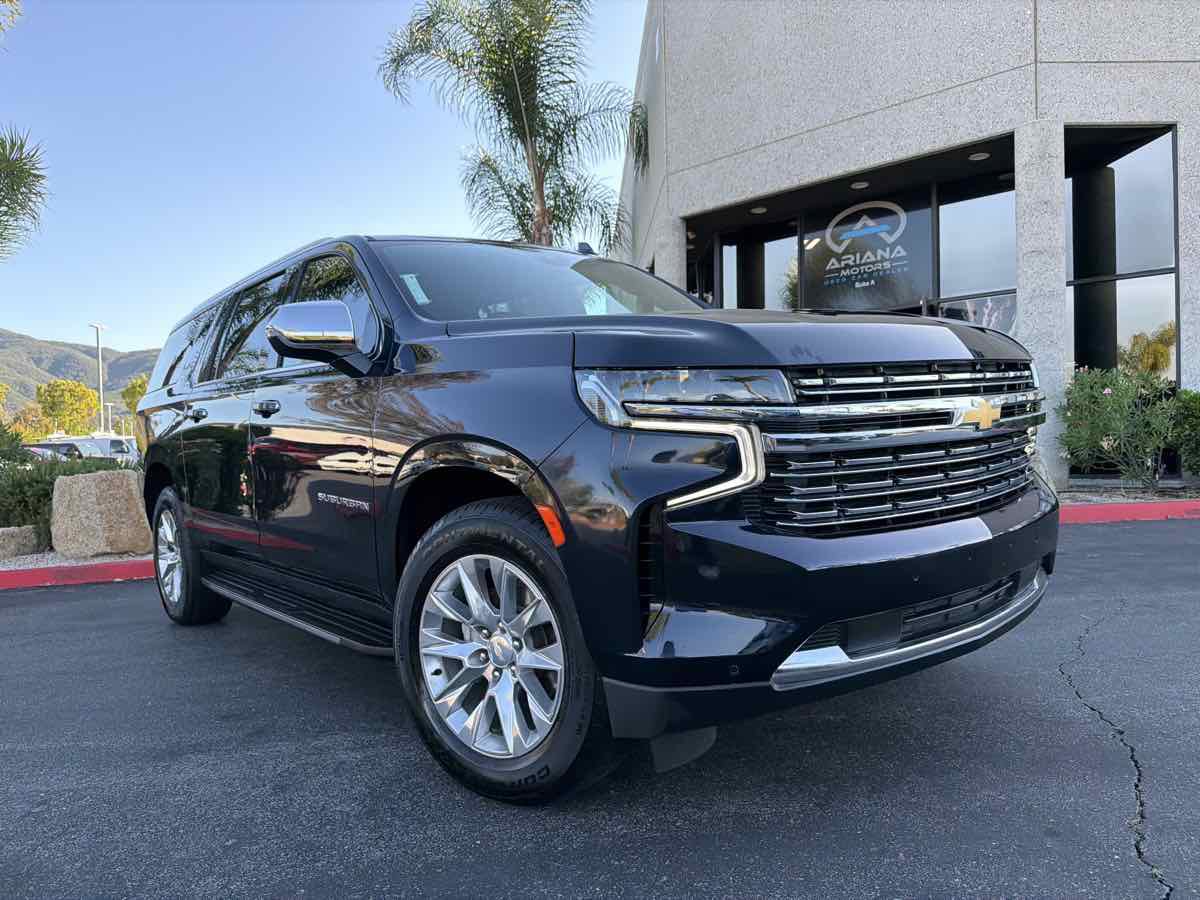 Used 2023 Chevrolet Suburban Premier RWD image 10