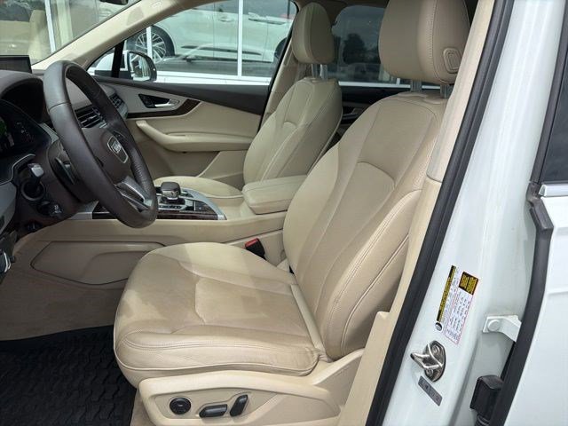 Used 2019 Audi Q7 2.0T Premium Plus w/ Premium Plus Package AWD/4WD image 14