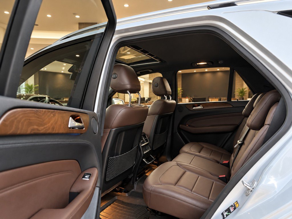 Used 2015 Mercedes-Benz ML 400 4MATIC image 20