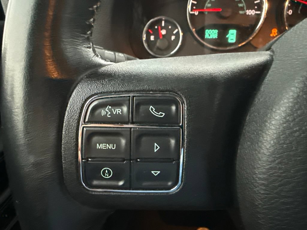 Used 2016 Jeep Wrangler Unlimited Sahara w/ Connectivity Group AWD/4WD image 21