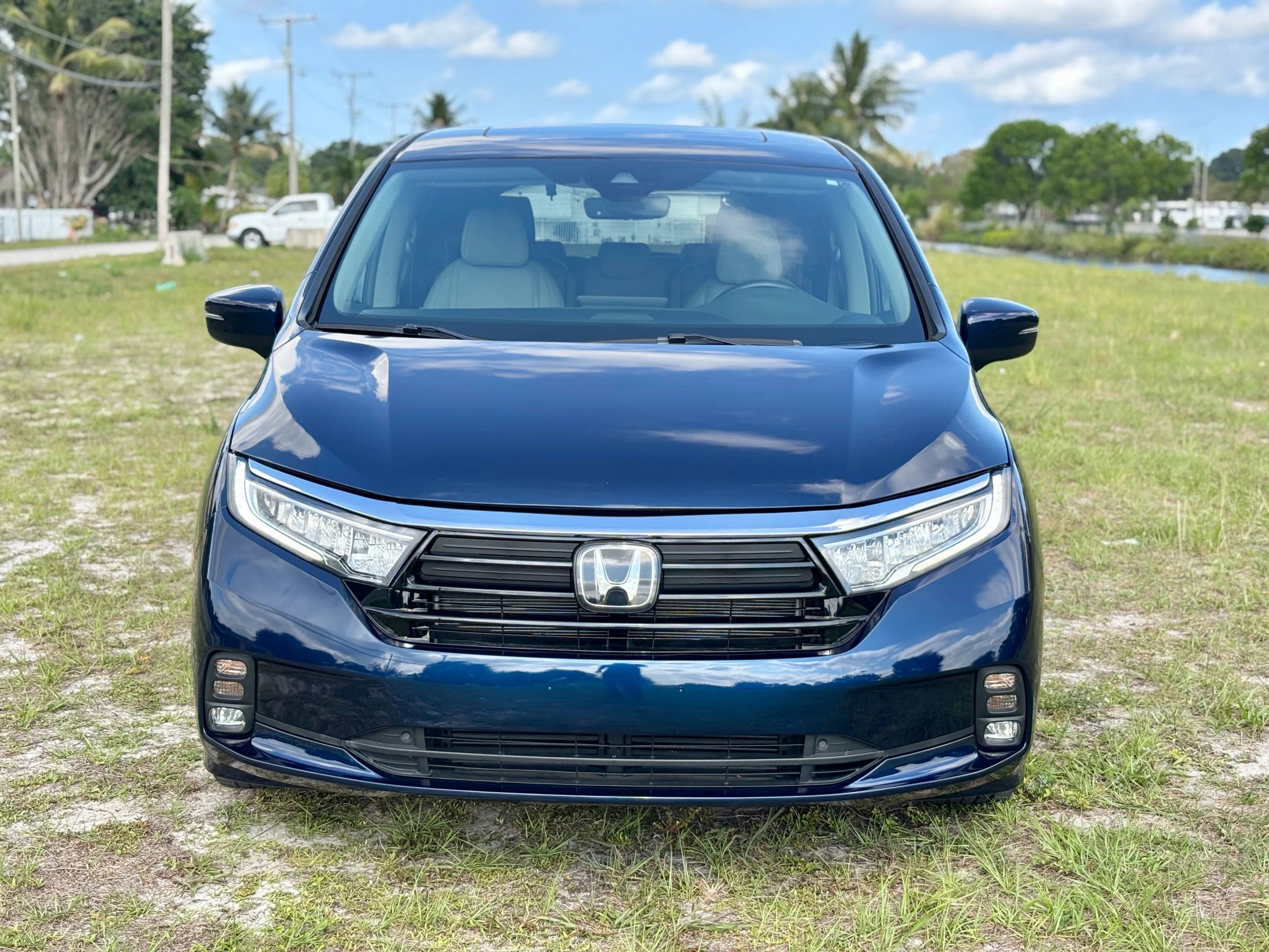 Used 2022 Honda Odyssey EX-L image 2