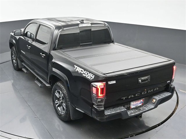 Used 2017 Toyota Tacoma SR5 image 31