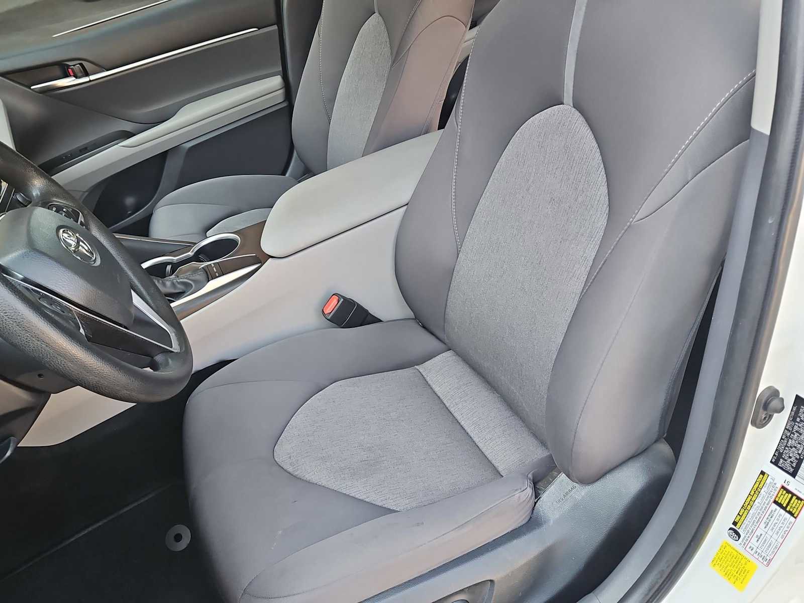 Used 2022 Toyota Camry LE image 17