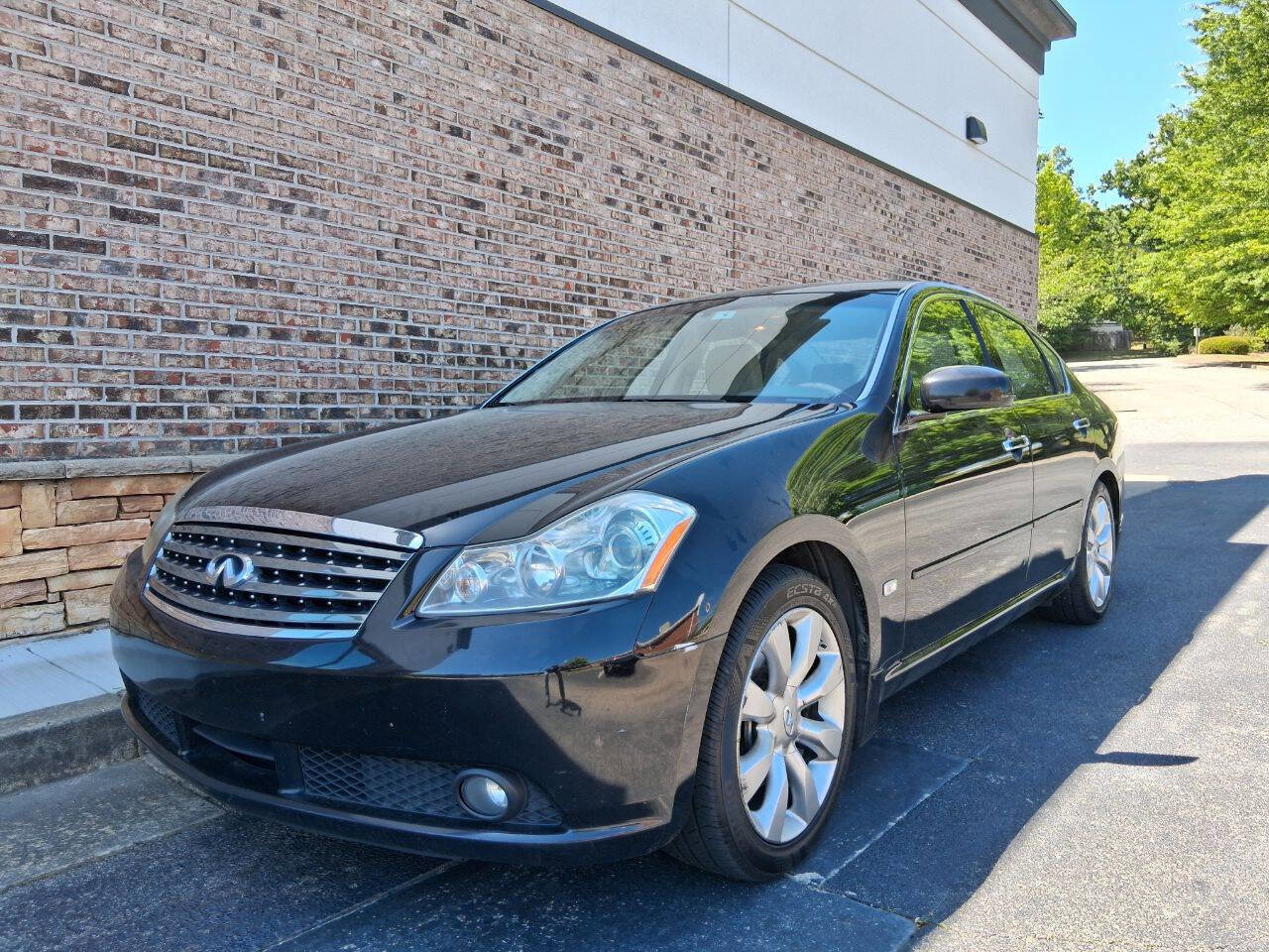 Used 2007 INFINITI M35 w/ Technology Pkg RWD image 1