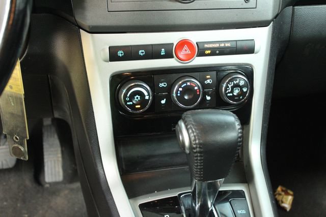 Used 2013 Chevrolet Captiva Sport LT w/ Convenience Package FWD image 20