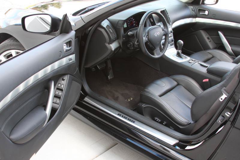 Used 2009 INFINITI G37 Convertible w/ Premium Pkg RWD image 32