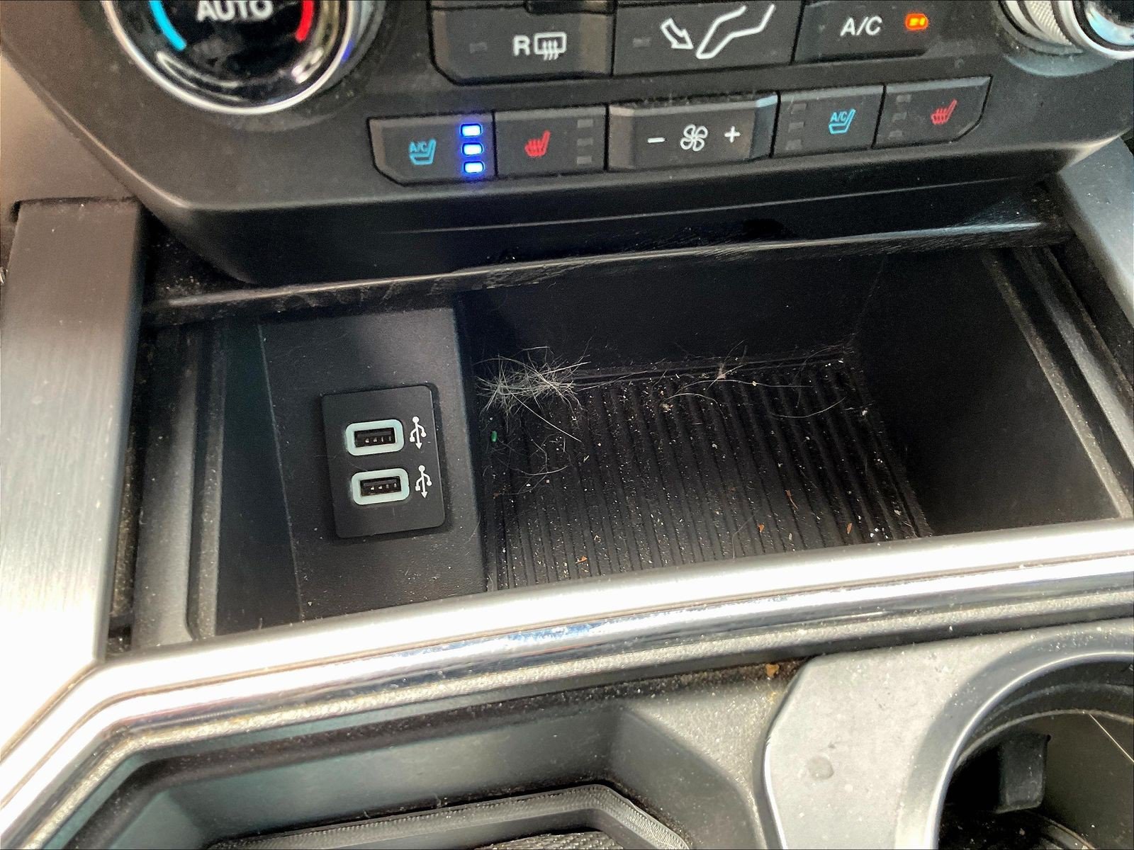 Used 2019 Ford F350 Platinum w/ Platinum Ultimate Package AWD/4WD image 17