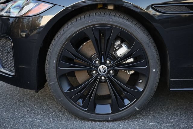 New 2024 Jaguar XF R-Dynamic SE AWD/4WD image 5
