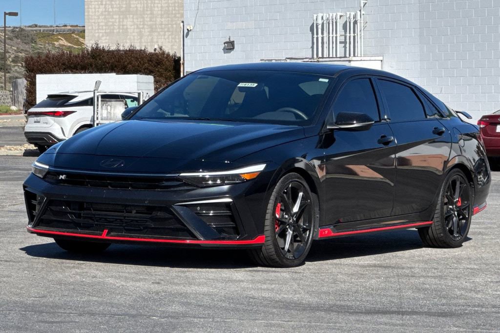 Used 2025 Hyundai Elantra N image 8