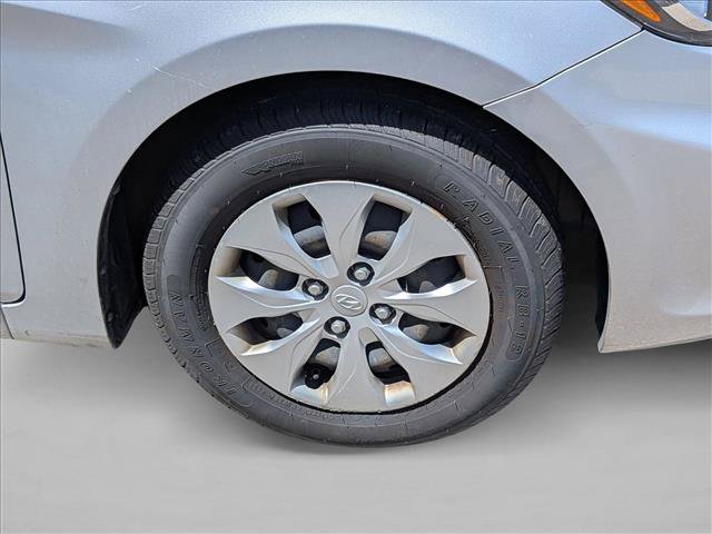 Used 2017 Hyundai Accent SE FWD image 8